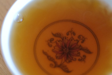 茯磚茶 特制 写真:プーアル茶のお茶の色