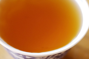 下関甲級沱茶 特制 写真:プーアル茶のお茶の色