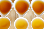 易昌號易武七子餅茶 復刻品篆体版 写真:プーアル茶のお茶の色