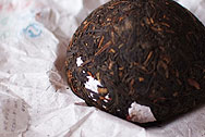 衞榮號金盞銀毫沱茶 写真:プーアール茶の茶葉