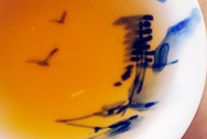 孟庫七子餅茶孟庫春尖 写真:プーアル茶のお茶の色