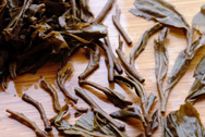 Menku Snow mountain tea cakeEarly spring tea tips photo:Infused tea leaf
