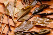 大益茶経典 7582 写真:プーアル茶葉底