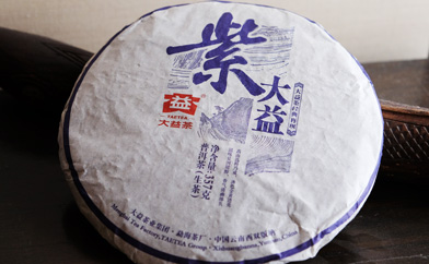 紫大益プーアル茶写真