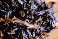 大益牌 7632 典蔵品 写真:プーアル茶葉底