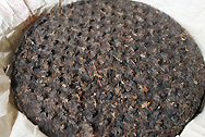 Xiaguan Shuangjie Iron Cake PuerFT8653 photo:Back of tea leaf