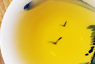 南詔牌 福禄寿喜沱茶 写真:プーアル茶のお茶の色