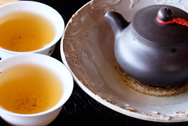下関春尖 写真:プーアール茶の茶葉裏面