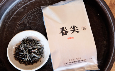Xiaguan Spring tea budsFirst classpuerh tea photo