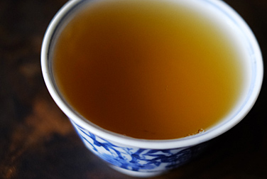 下関特級沱茶 写真:プーアル茶のお茶の色