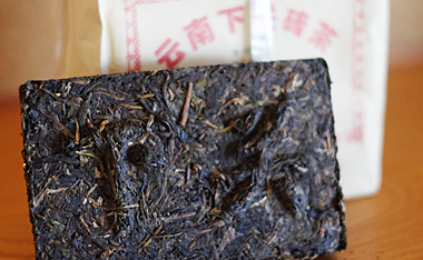 寶焔牌 雲南下関磚茶