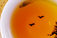 Tibetan Tea Gold Tip and Slim BudSpecial Class photo:Color of puerh tea